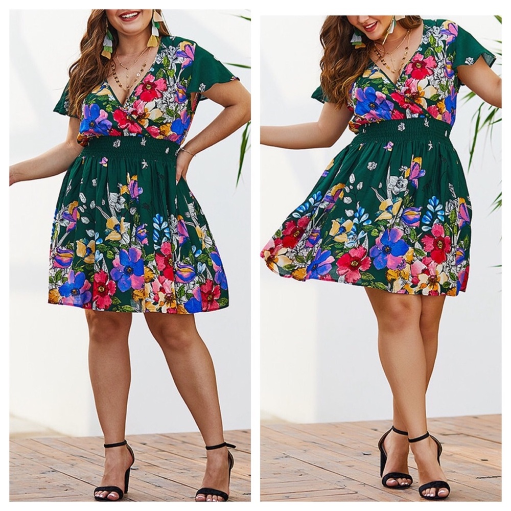 ➕Green Floral - Picture 1 of 4